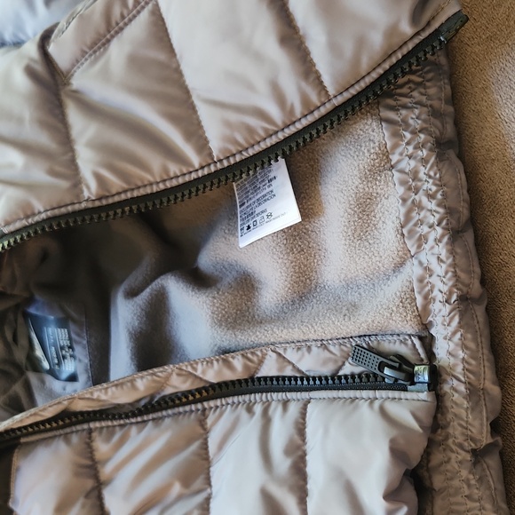 Toddler Nike coat and winter boots - Picture 8 of 12